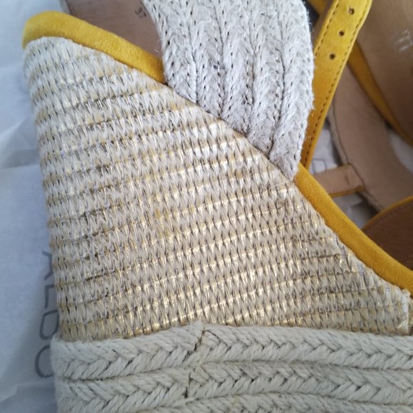 ALDO yellow suede wedge heels. NEW! - Picture 15 of 16